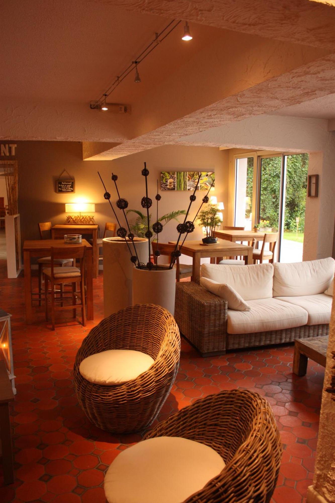 Latitude Ouest Hotel Restaurant & Spa Locronan Exteriör bild