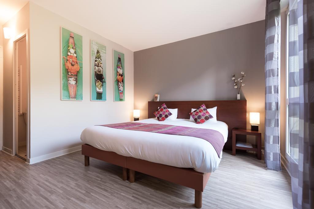 Latitude Ouest Hotel Restaurant & Spa Locronan Exteriör bild