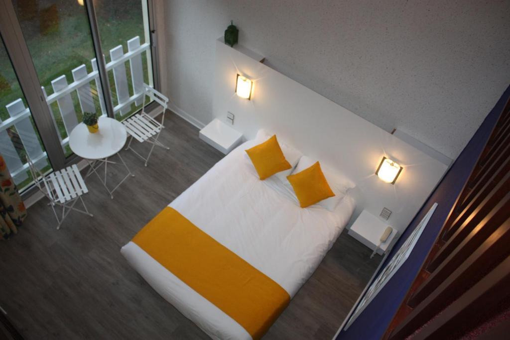 Latitude Ouest Hotel Restaurant & Spa Locronan Rum bild